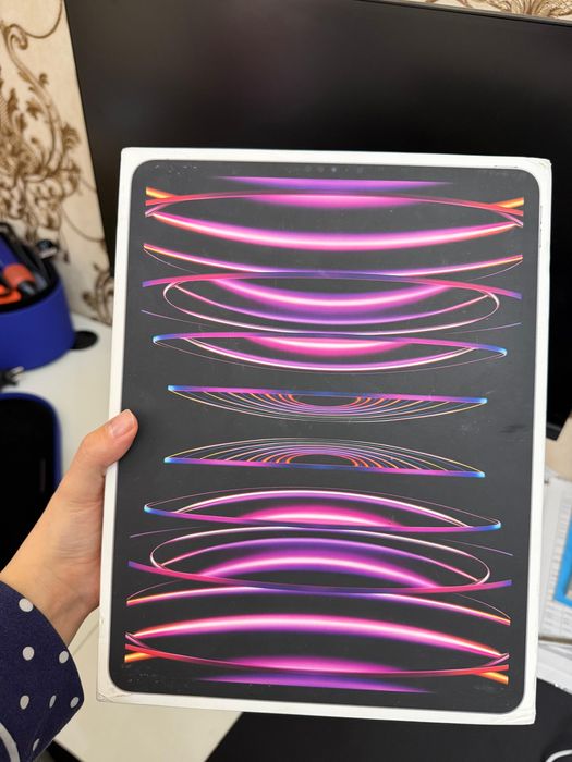 IPad pro 12.9-inch 128GB (6th Generation)