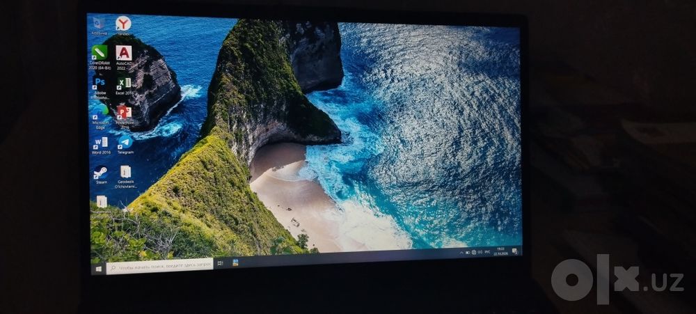 Lenovo notebook sotiladi