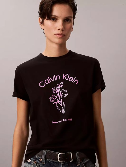 Футболка от Calvin Klein женские