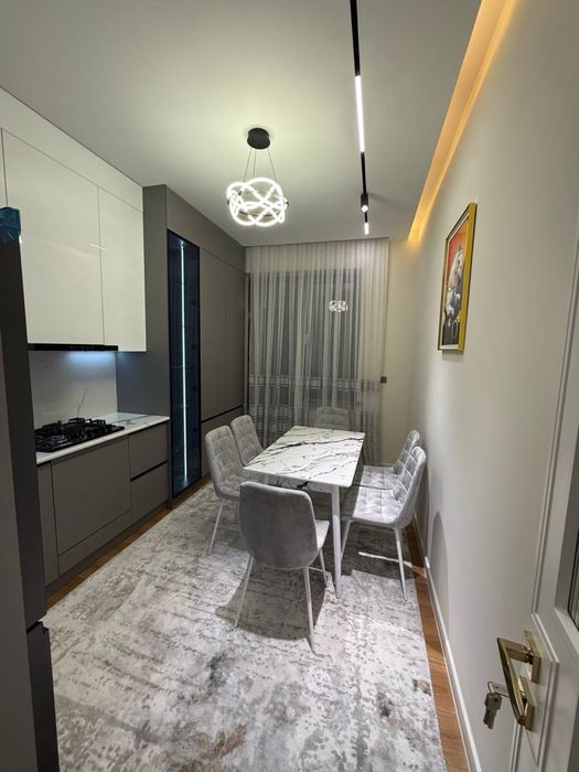 Продается 3 ком. Квартира площадью 82 кв.м. По ул. Беруни