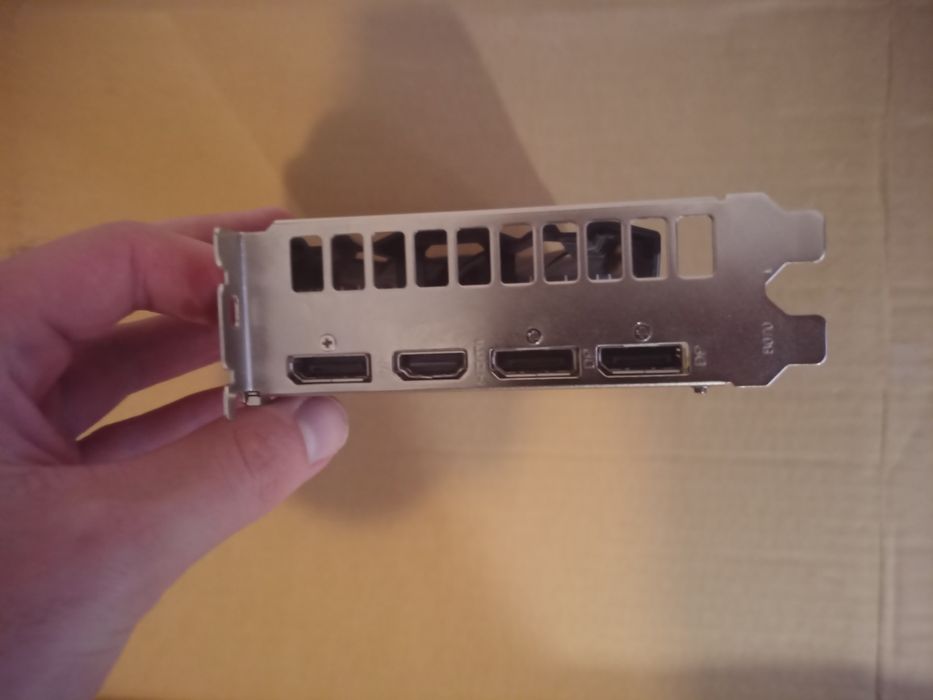 Vand placa video Inno3d GTX 1660ti 6gb