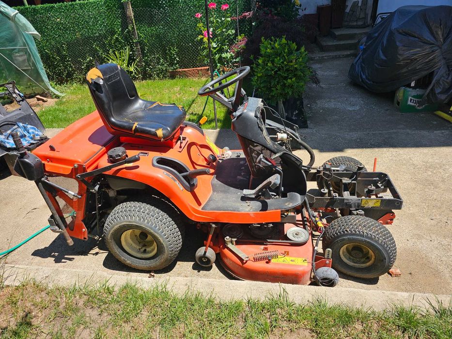 KUBOTA, Дизелова Тракторна Косачка .