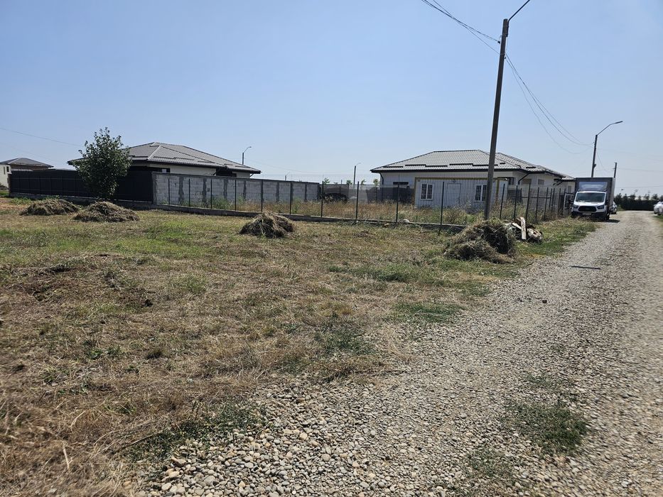 Teren de vânzare Tunari