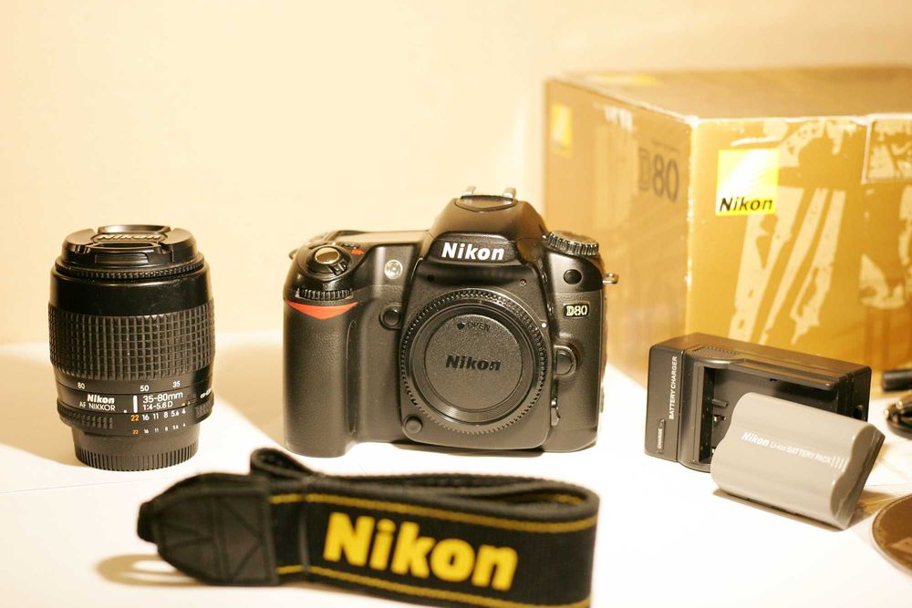 Nikon D80 digital SLR