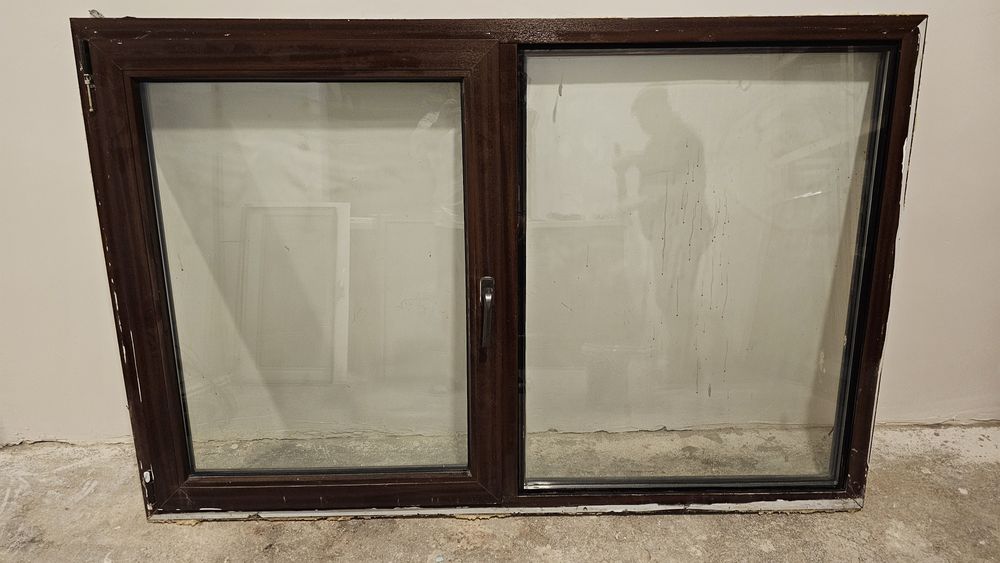 Fereastra Geam termopan  maro si alb