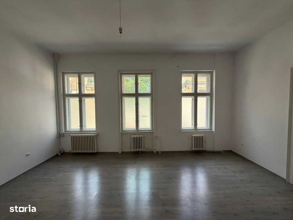 Casă colectivă, 1230 mp, Olosig