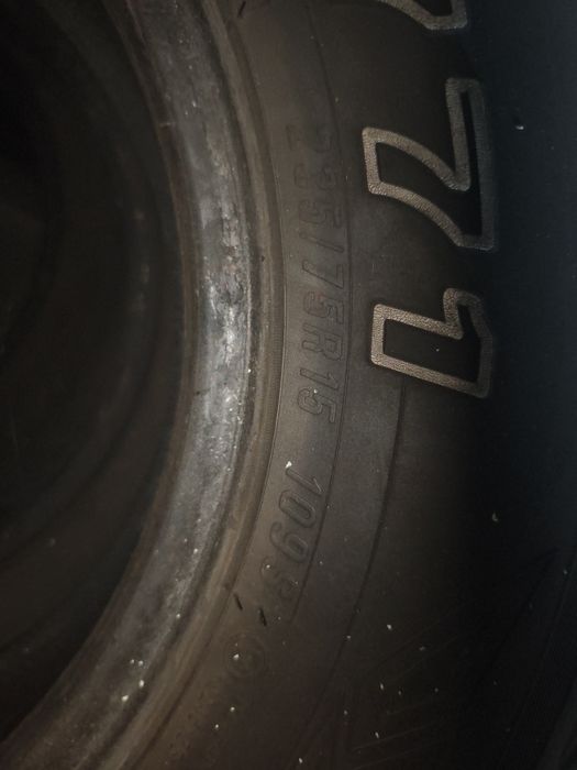 Резина 235/75/R15