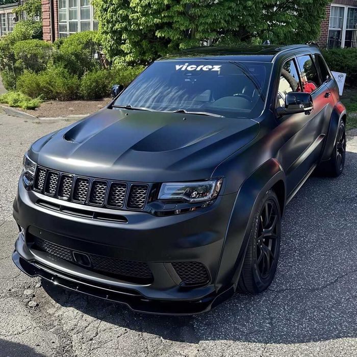 Jeep GRAND CHEROKEE SRT предна броня, фарове, капак и други части