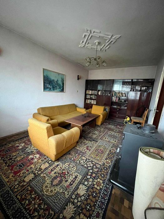 Четиристаен апартамент в кв.Овчарски,гр.Хасково