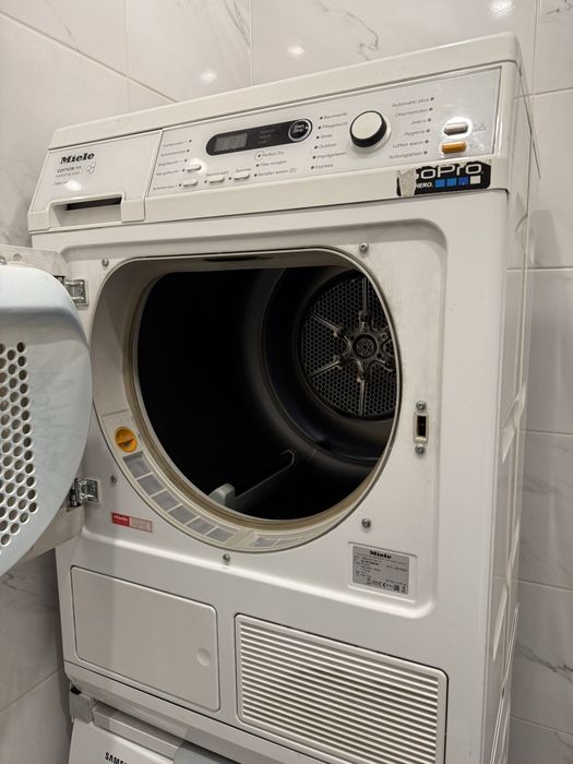 Сушилня миеле miele T8861WP
