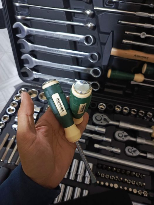 Kuluch nabor kattasidan AMG FORSE BRENDIDAN 202 PCS