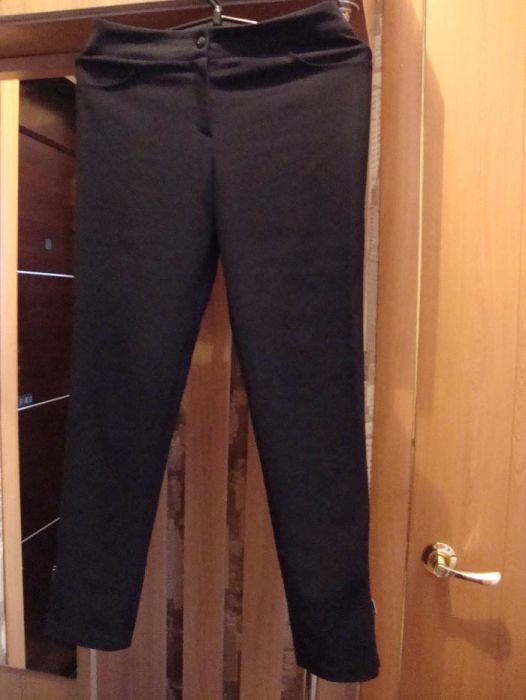 Продаю брюки женские