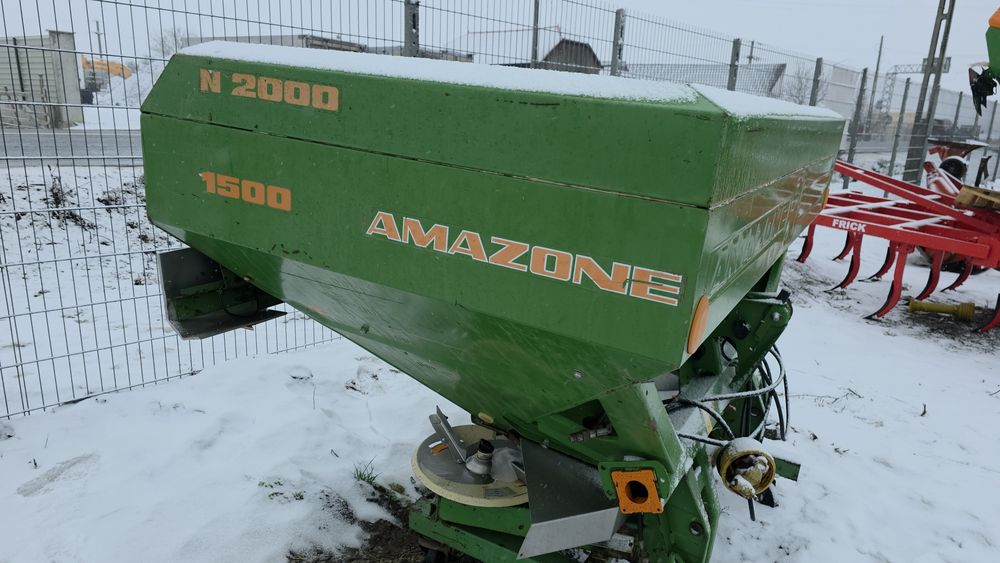 Distribuitor ingrasaminte Con azot Mig azot azotiera MA azot Amazone 1