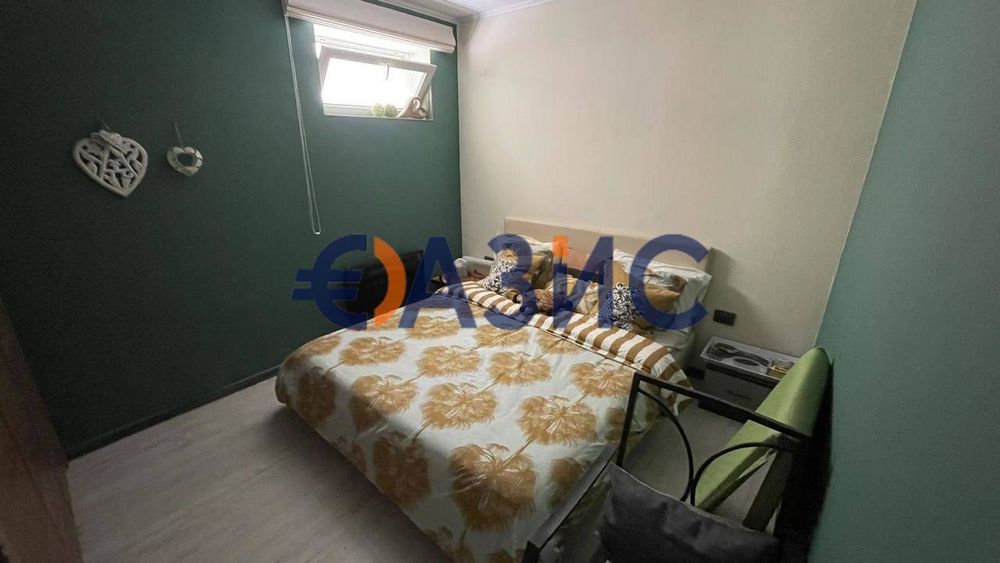 Продава се Четиристаен апартамент в Свети Влас - 144 кв.м за 601 €/кв.м - Снимка #13