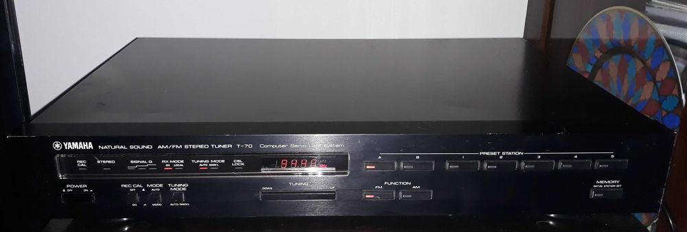 Preamplificator Yamaha C-70 tuner T-70