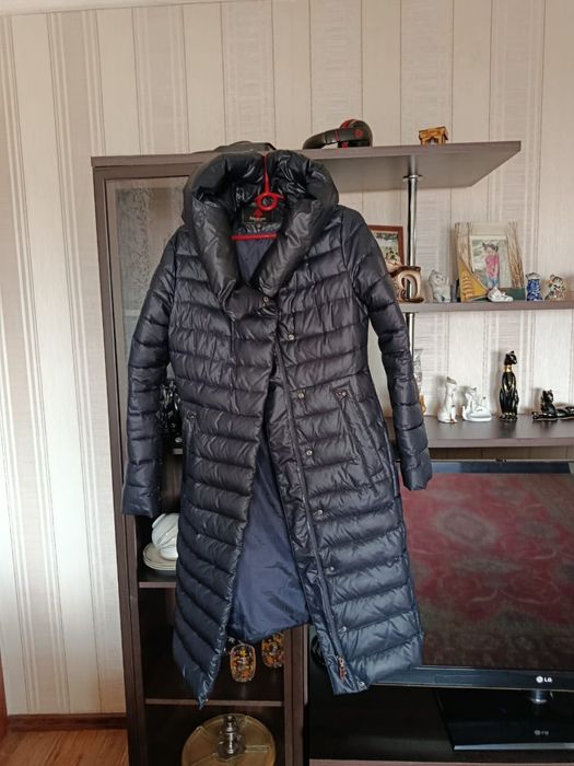 Продам женскую куртку