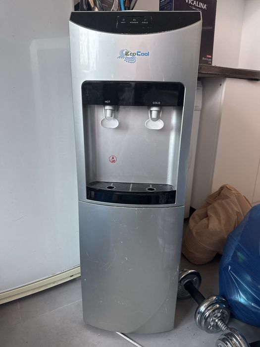Продам куллер для воды диспенсер