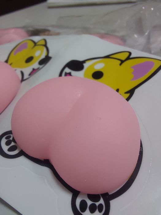 Антистресс персик 

Коробка для ювелирных изделий из полиуретана

Дост