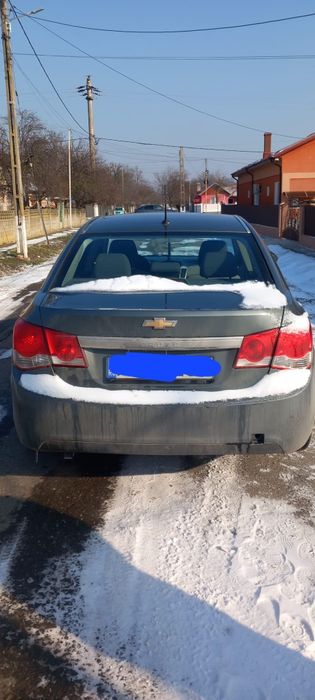 Vând   Chevrolet cruz 16benzina+GPL