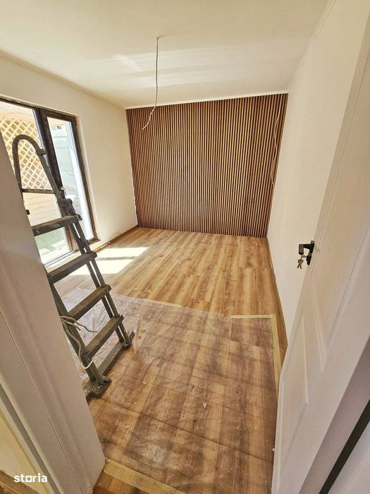 Vindem casa in Navodari 4 camere