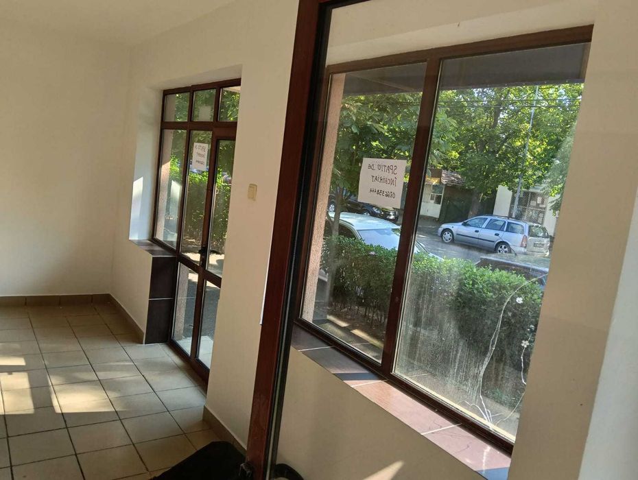 Spatiu comercial 40 mp de inchiriat
