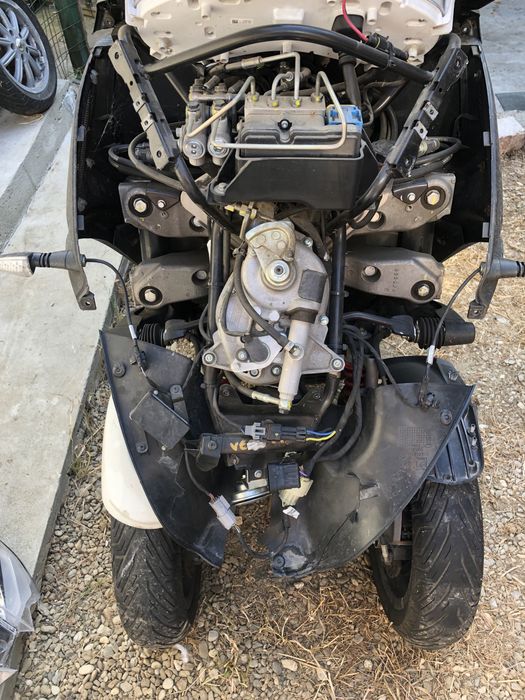 Piaggio MP3 / yourban /Hpe 300-400-500 GILERA FUOCO