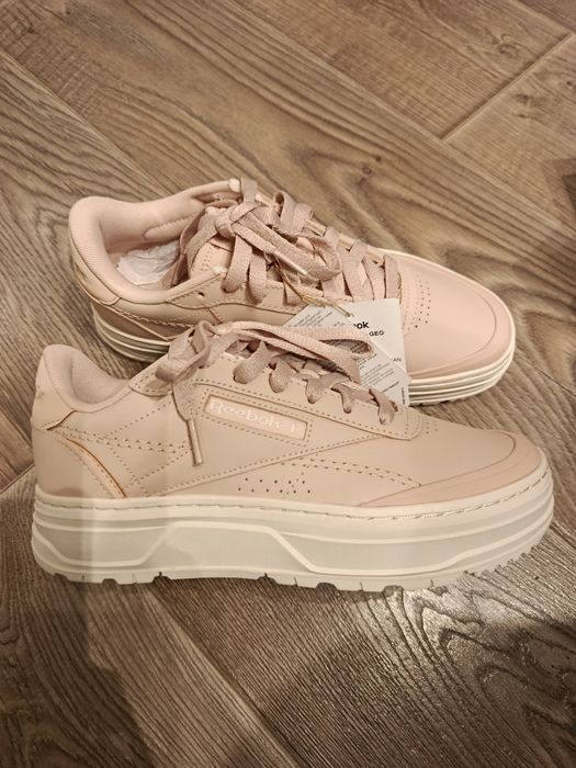 Нови маратонки Reebok