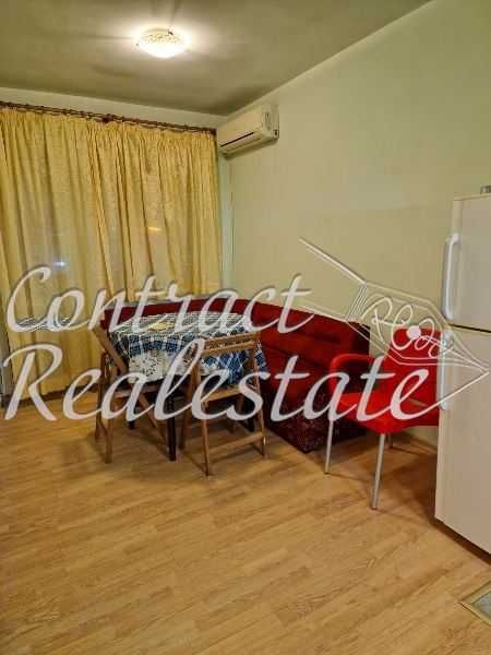 Двустаен Обзаведен Цветен квартал !