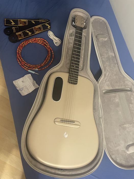 Lava me 3 38" Carbon цвет Gold Rubber Smart Guitar б/у Алматы