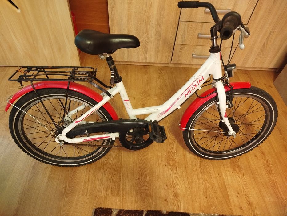 Bicicletă fete Maxim Stella 20"