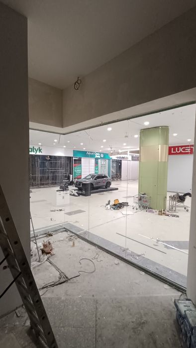 Стеклянный перегородки витражи  перила 8мм,10мм,12мм,16мм