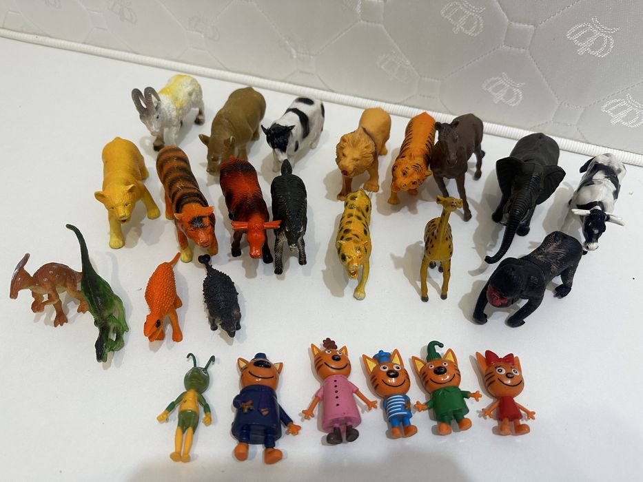 Животные, динозавры, 3 кота