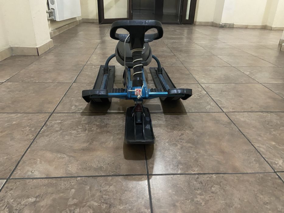 Санки синие с рулем и тормозом