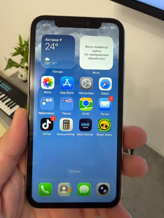 Iphone 11 продам