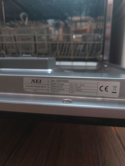 Masina de spalat vase Nei