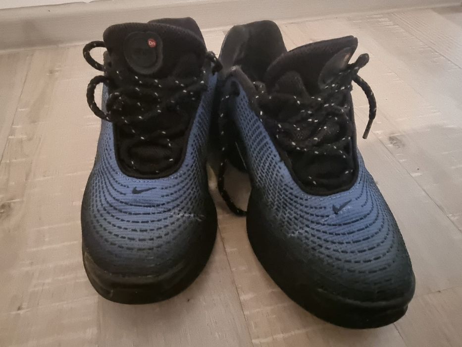 Vand Nike shoess