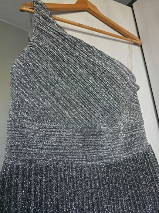 Официална рокля - сребриста