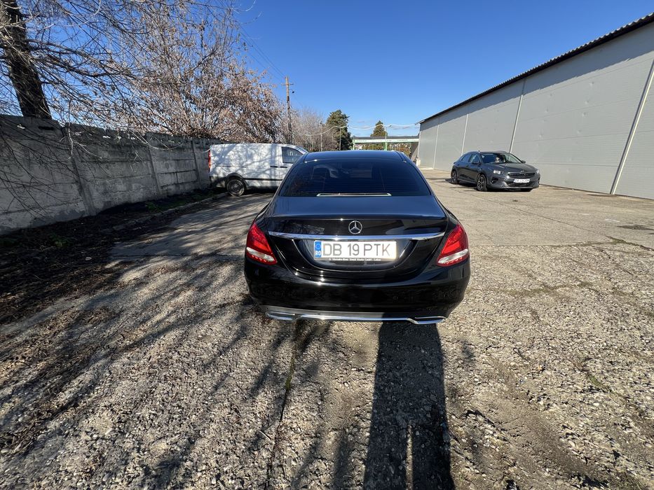 De vanzare ! Mercedes C 180