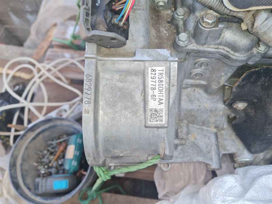 Коробка на Subaru Forester