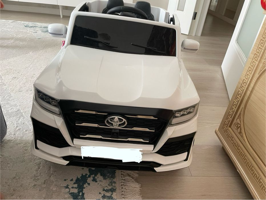 Детская электрическая машина! Новая!!!