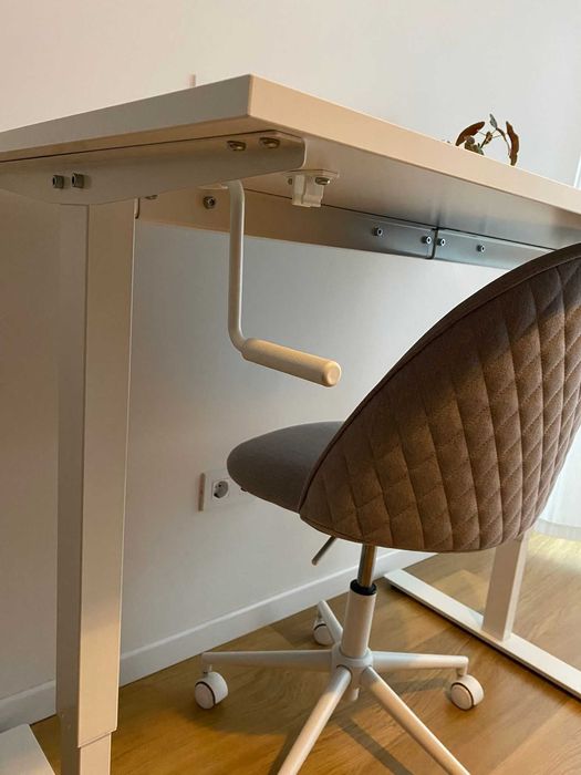 Birou cu inaltime reglabila IKEA, alb, 120x70