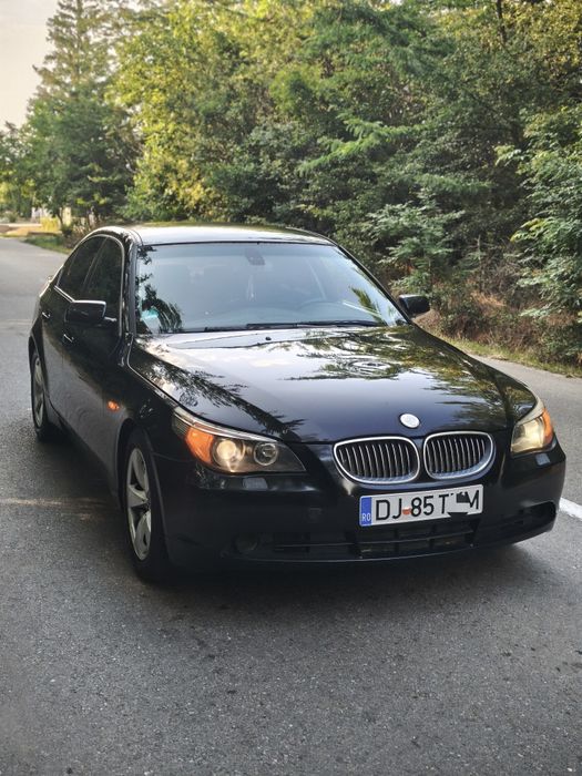 BMW seria 5 E60  .