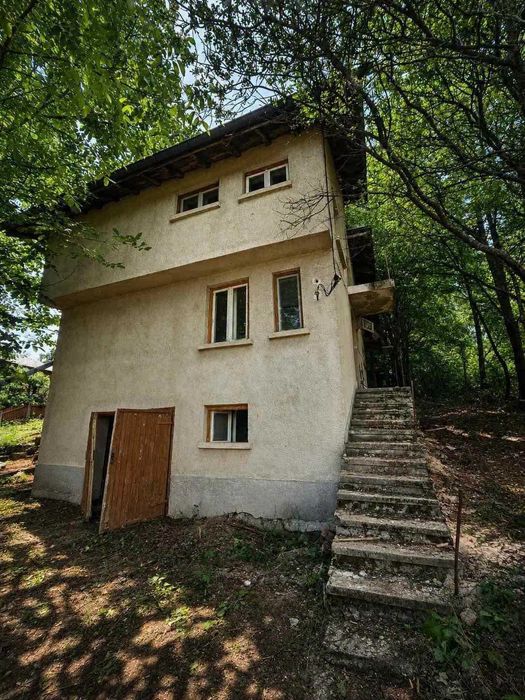 Къща в гр. София