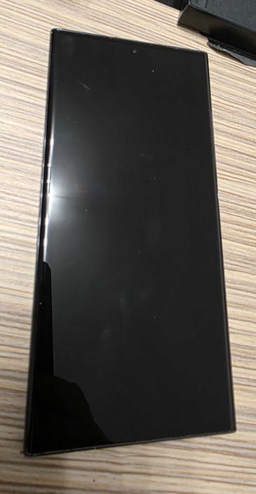 Vand Samsung S23 Ultra 512 GB, 12GB RAM stare tehnica si optica excelenta
