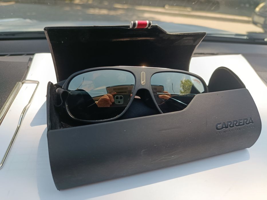 слънчеви очила Carrera