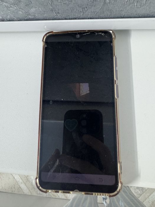 Продается телефон Vivo Y91C