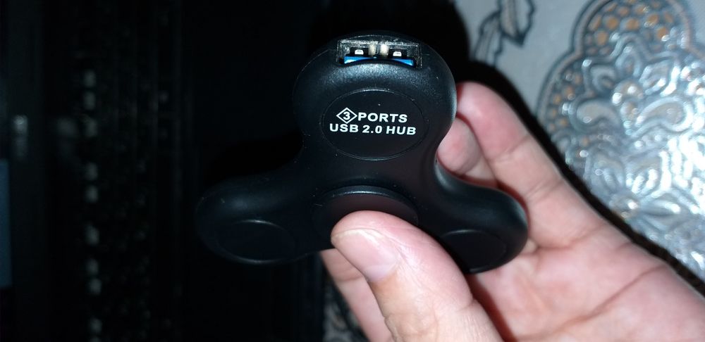 Usb hub спинер 3 гнезда 2300тг