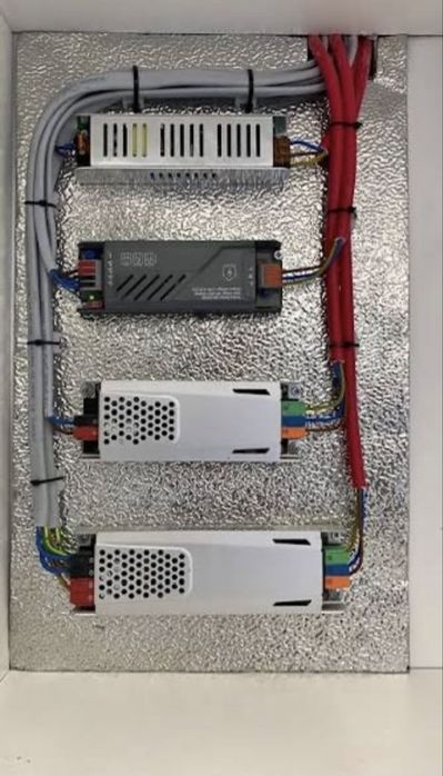 Натяжные потолки квадрат за 1500