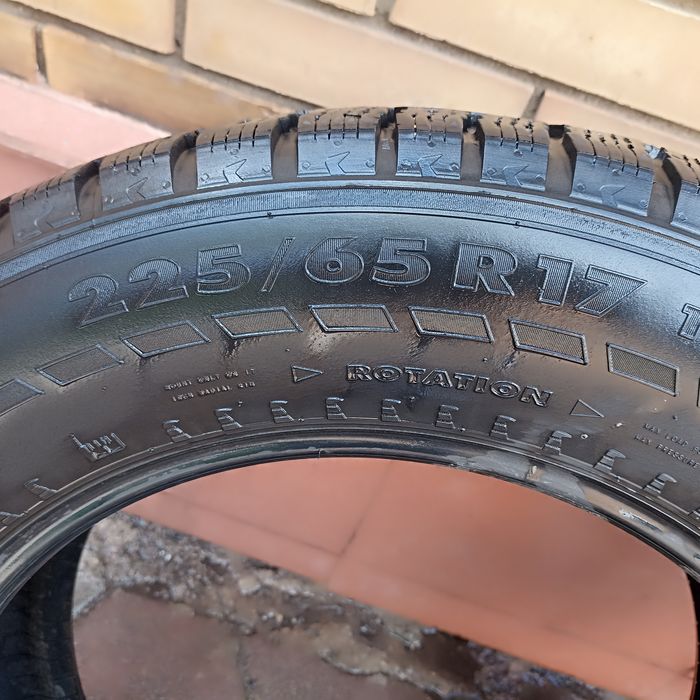 Продам зимние шины