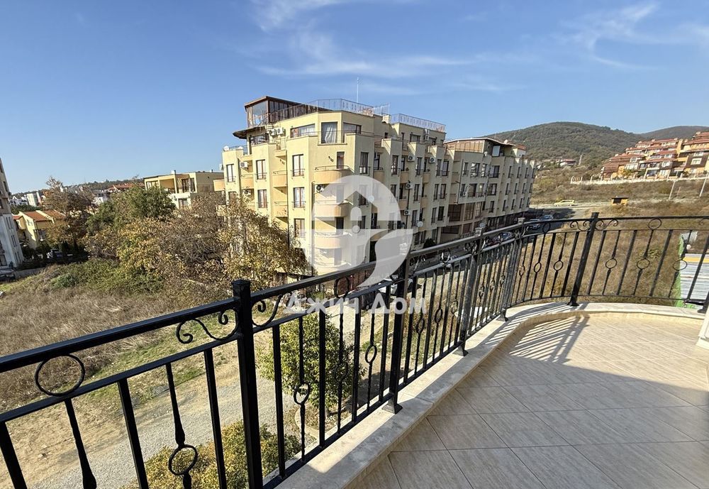 Продава се Двустаен апартамент в Свети Влас - 76 кв.м за 631 €/кв.м - Снимка #9